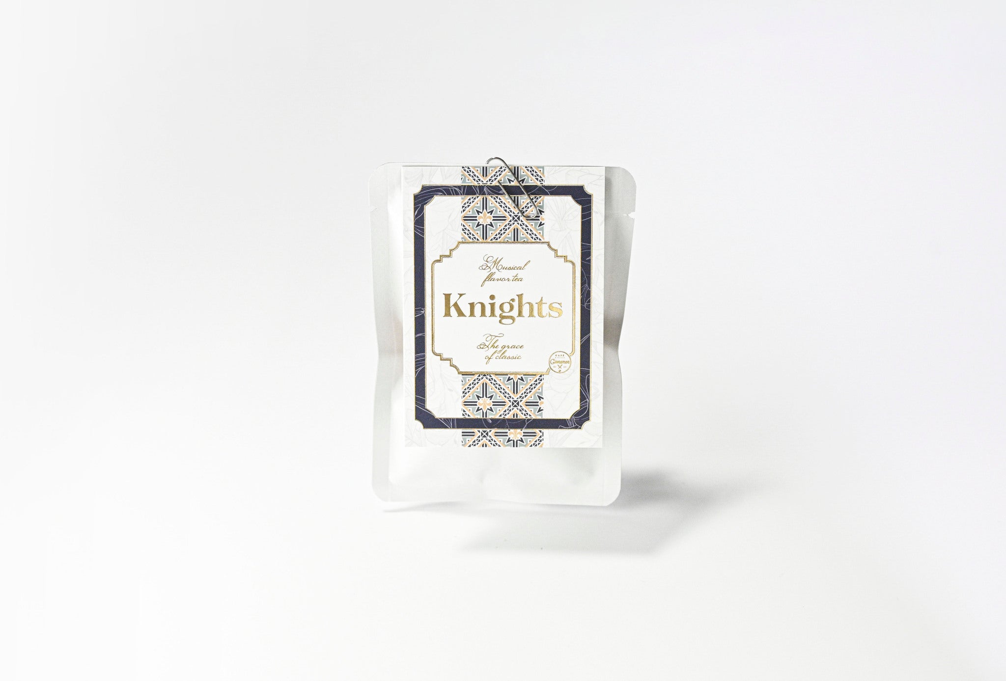 CAFÉ CINNAMON × ENSEMBLE SQUARE] musical flavor tea／Knights