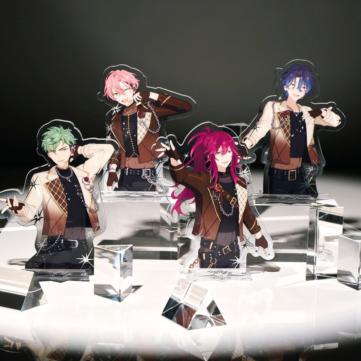 アイドルアクリルスタンディ