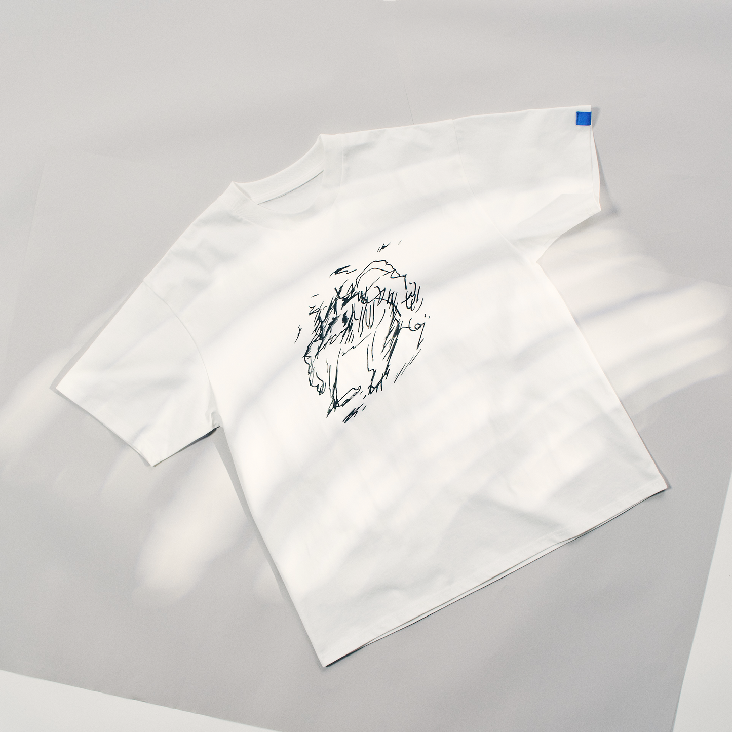 デザインTシャツ	Illustration by Yuzuru Fushimi